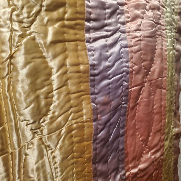 Vtg Silk Quilted Baby Blanket 43x36" Handmade Pastel Newborn Infant Toddler READ - Picture 2 of 9